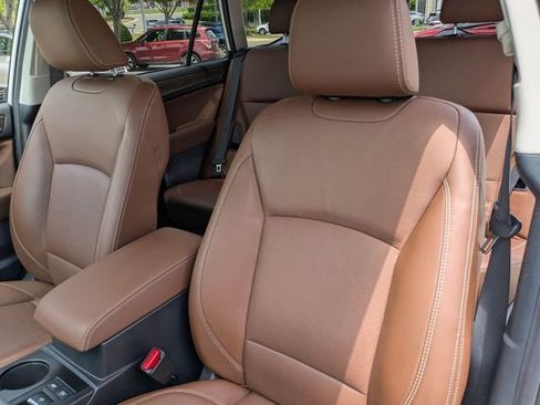 Used 2019 Subaru Outback 2.5i Touring w/ Popular Package #3A AWD/4WD image 27