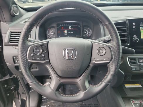 Certified 2023 Honda Passport TrailSport image 25