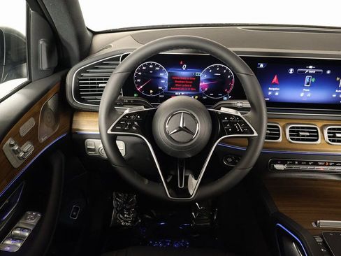 New 2026 Mercedes-Benz GLE 350 4MATIC image 3