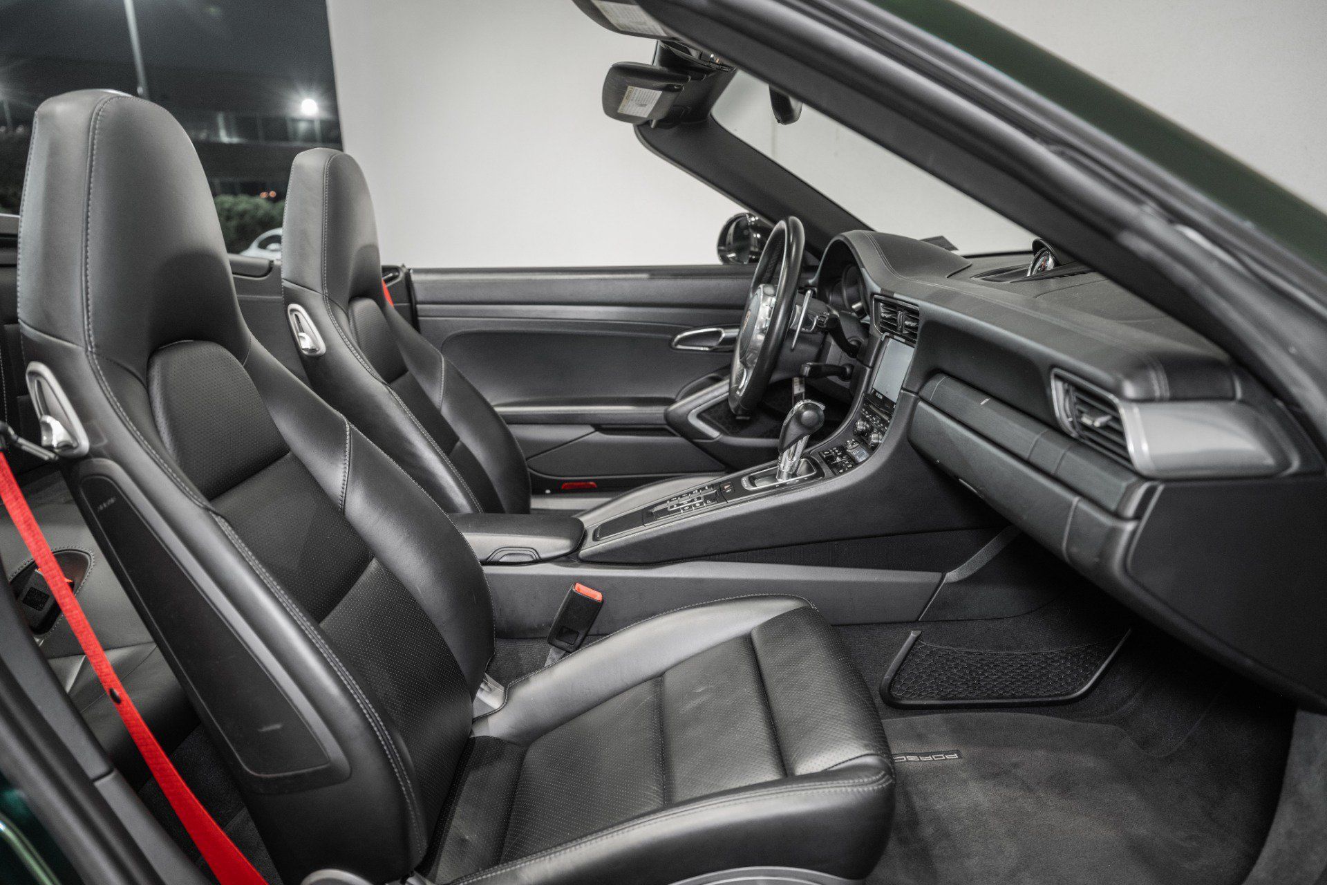 Used 2016 Porsche 911 Carrera GTS RWD image 20