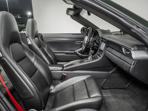 Used 2016 Porsche 911 Carrera GTS RWD image 20