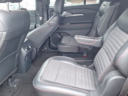 Used 2025 Ford Explorer ST-Line AWD/4WD image 15