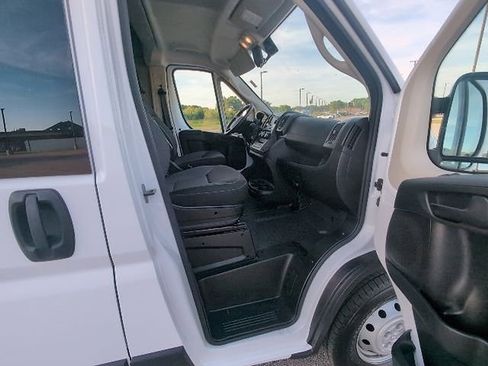Used 2021 RAM ProMaster 1500 FWD image 4