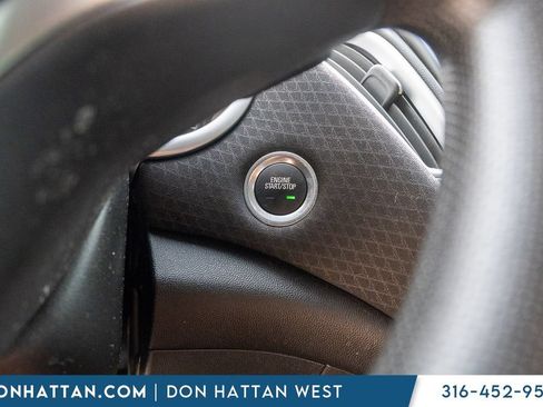 Used 2024 Chevrolet Malibu LT FWD image 14