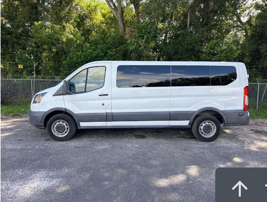 Used 2018 Ford Transit 350 XL RWD image 2