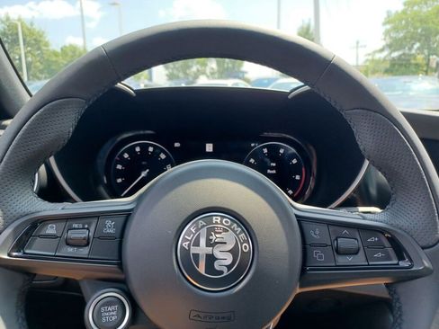 Used 2024 Alfa Romeo Giulia Ti image 29