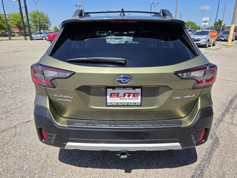 Used 2021 Subaru Outback Limited AWD/4WD image 6