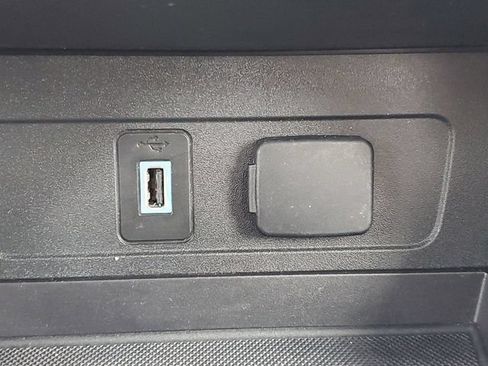 Used 2018 Ford Escape SEL w/ Canadian Touring Package AWD/4WD image 30