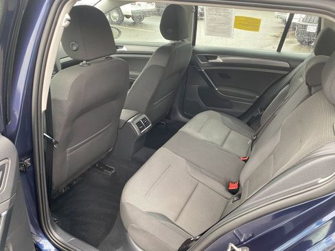 Used 2018 Volkswagen Golf S image 24