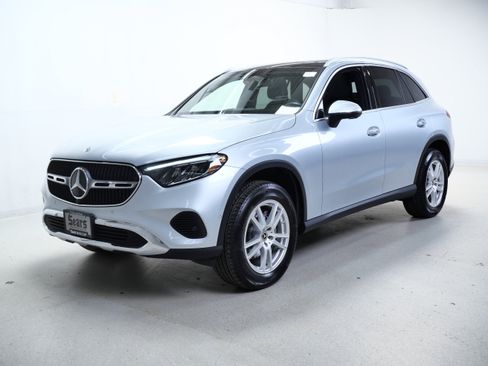 Certified 2023 Mercedes-Benz GLC 300 4MATIC image 9