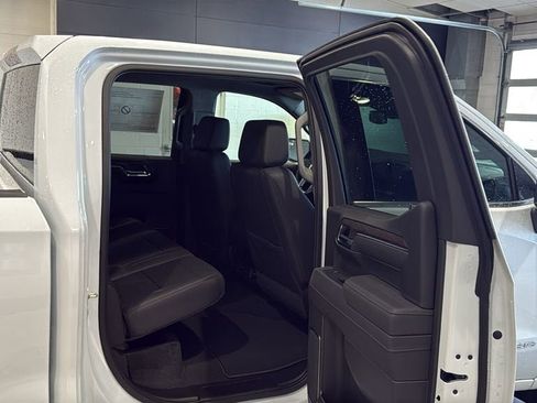 New 2026 GMC Sierra 1500 SLT AWD/4WD image 14