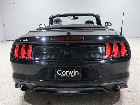 Used 2020 Ford Mustang Premium image 11