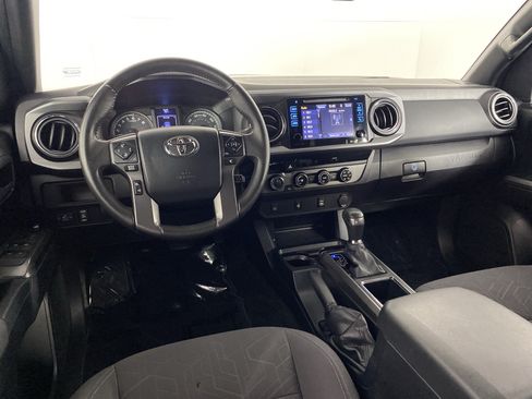 Used 2016 Toyota Tacoma TRD Off-Road w/ Towing Package AWD/4WD image 38