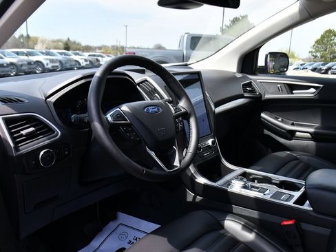 Used 2024 Ford Edge SEL w/ Convenience Package AWD/4WD image 12