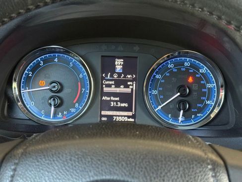 Used 2019 Toyota Corolla XLE FWD image 16