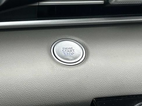 Certified 2025 Hyundai Elantra Sport FWD image 24