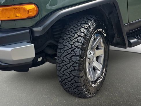 Used 2014 Toyota FJ Cruiser 4WD w/ Upgrade Package image 33