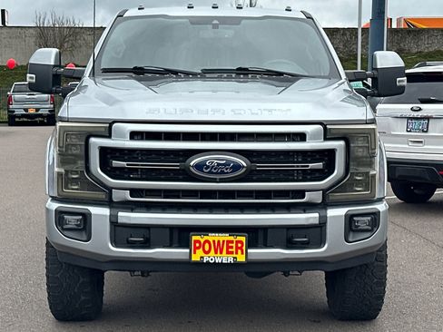 Used 2022 Ford F250 Lariat w/ Tremor Off-Road Package image 9