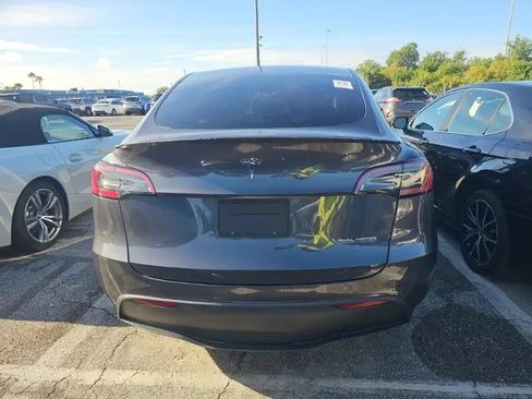 Used 2022 Tesla Model Y Performance AWD/4WD image 4