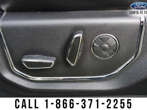 Used 2017 Ford F150 Platinum w/ Equipment Group 701A Luxury AWD/4WD image 18