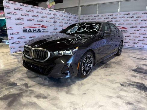 Used 2026 BMW 530i xDrive image 2