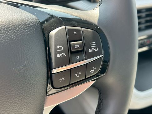 New 2026 Ford Explorer Platinum w/ LUX Leather Package AWD/4WD image 25