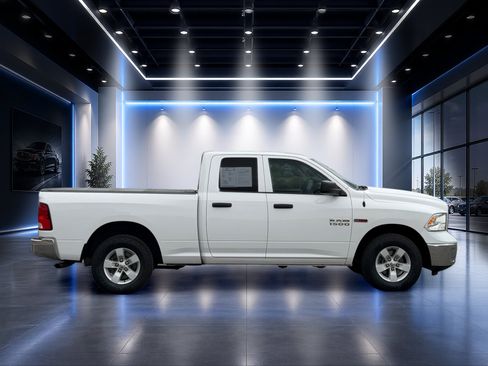 Used 2018 RAM 1500 Tradesman w/ Popular Equipment Group RWD image 3