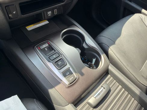 Used 2023 Honda Passport EX-L image 23