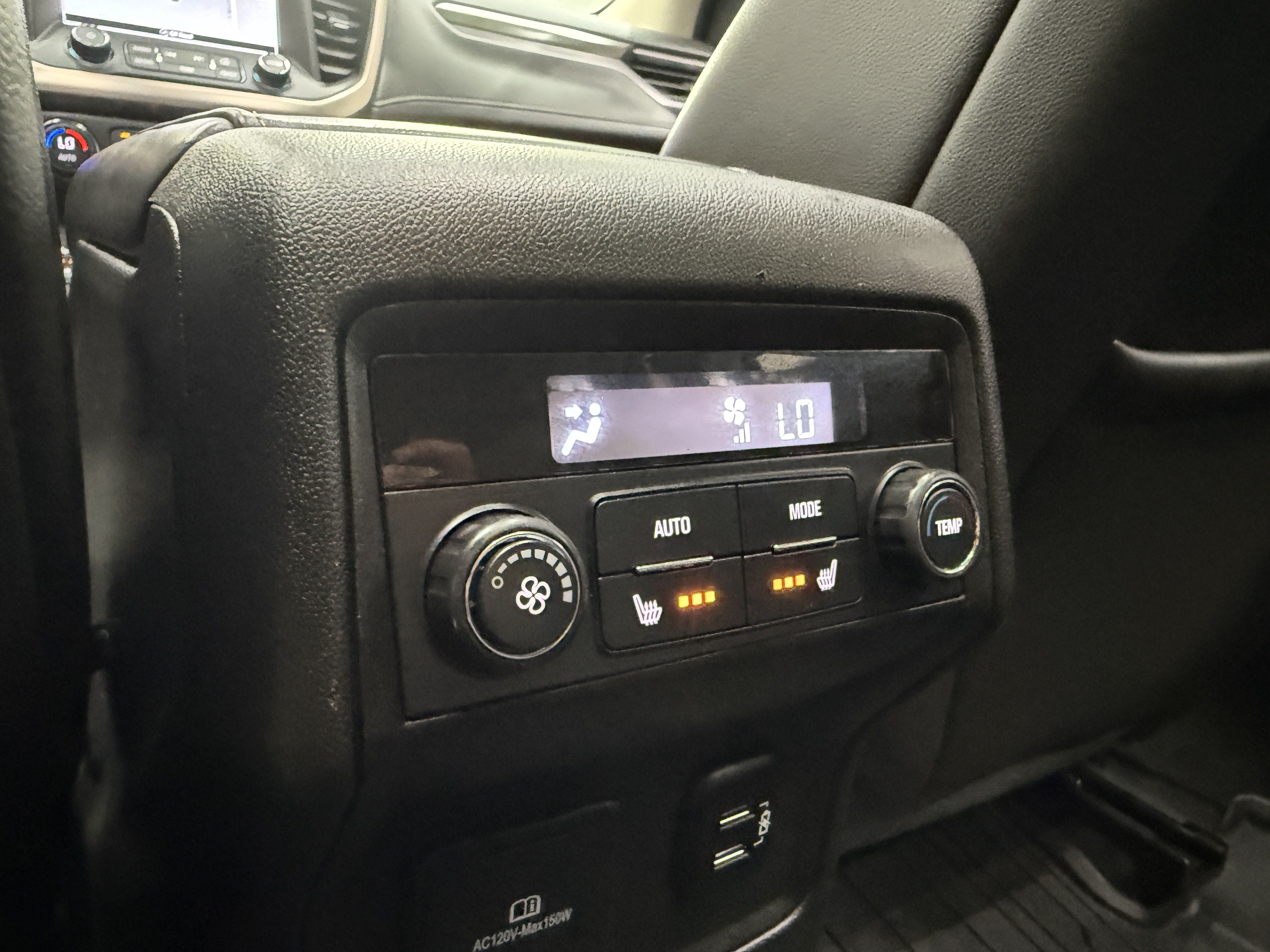 Used 2018 GMC Acadia Denali AWD/4WD image 25