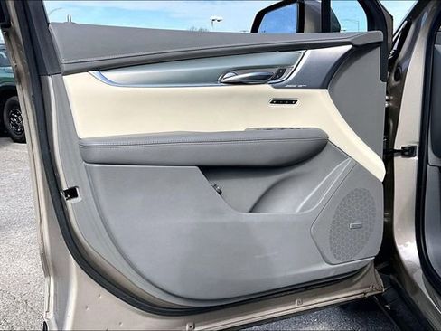 Used 2023 Cadillac XT5 Premium Luxury image 17