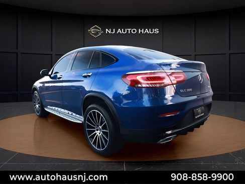 Used 2020 Mercedes-Benz GLC 300 4MATIC Coupe image 7