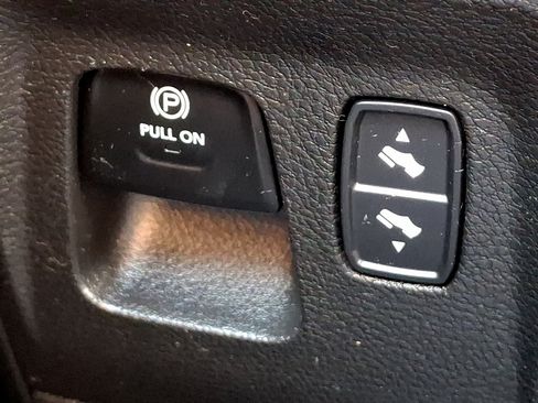 Certified 2023 RAM 1500 Big Horn AWD/4WD image 26