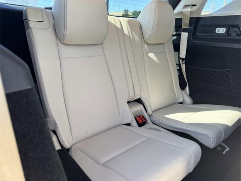 Used 2022 Mercedes-Benz GLE 350 image 17