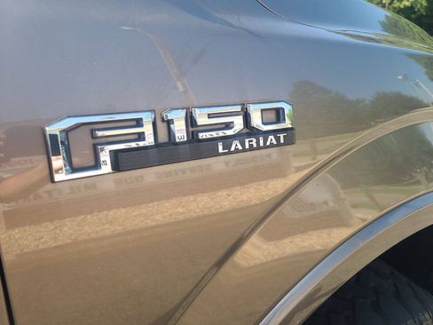 Used 2020 Ford F150 Lariat AWD/4WD image 9