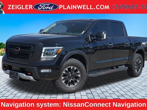 Used 2021 Nissan Titan PRO-4X w/ Pro-4x Convenience Package AWD/4WD image 1
