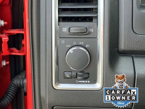 Used 2024 RAM 1500 Classic SLT image 25