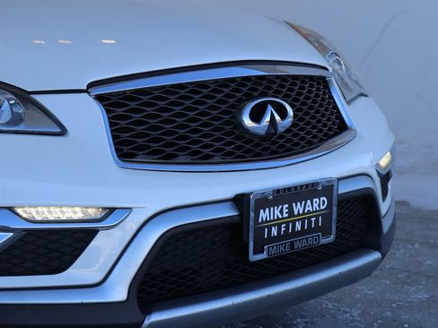 Used 2016 INFINITI QX50 Base w/ Premium Plus Package image 12