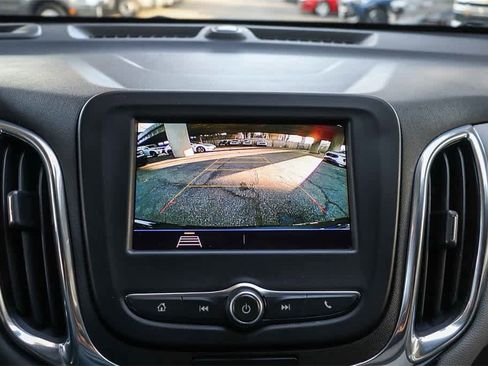 Used 2020 Chevrolet Equinox LS w/ LS Convenience Package image 25