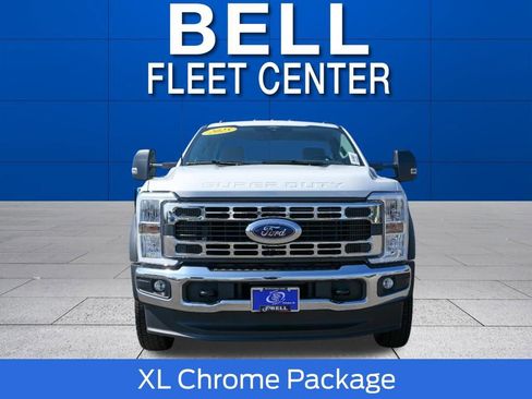 New 2025 Ford F550 4x4 Regular Cab Super Duty image 3