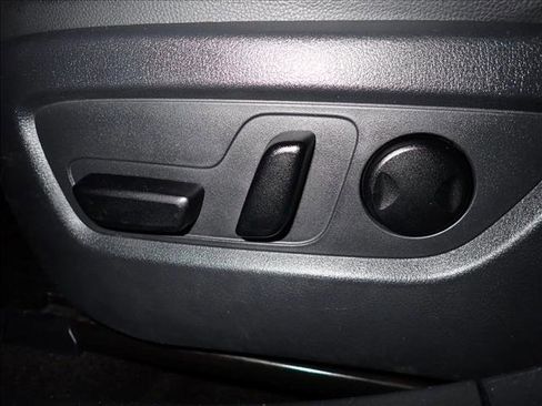 Used 2024 MAZDA CX-50 AWD 2.5 S w/ Preferred Package image 12