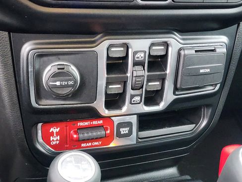 Used 2021 Jeep Wrangler Unlimited Rubicon 4xe w/ Cold Weather Group image 12