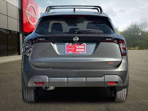 New 2026 Nissan Kicks SR FWD image 8