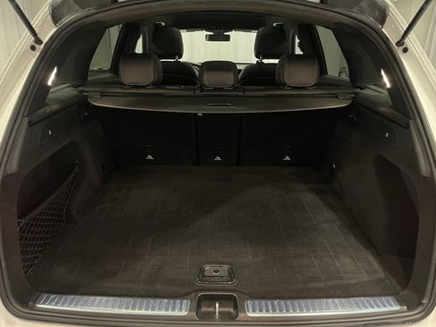 Used 2021 Mercedes-Benz GLC 300 4MATIC image 28