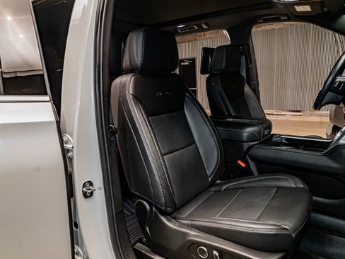 Used 2024 GMC Yukon Denali w/ Denali Reserve Package AWD/4WD image 28