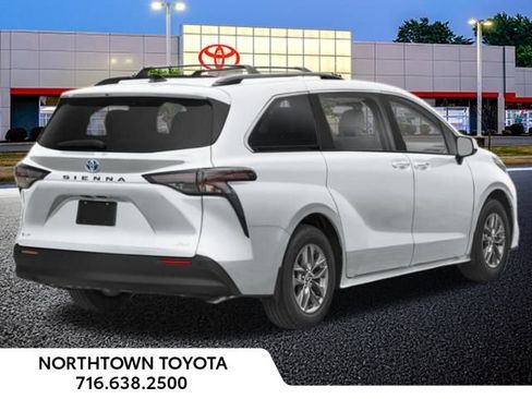 New 2026 Toyota Sienna XLE FWD image 2