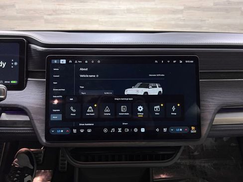 Used 2023 Rivian R1S Adventure image 13