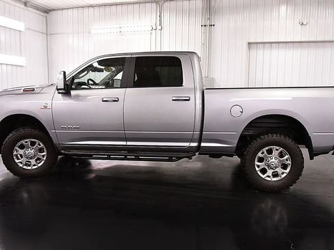 Used 2024 RAM 2500 Laramie image 4