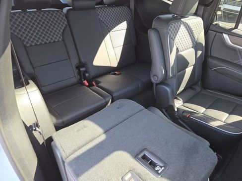 New 2026 GMC Acadia Denali w/ Super Cruise Package image 25