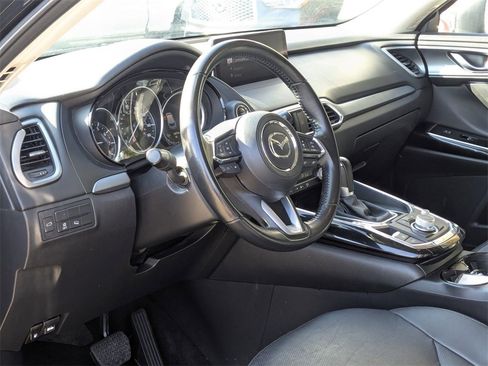 Used 2023 MAZDA CX-9 Touring image 4