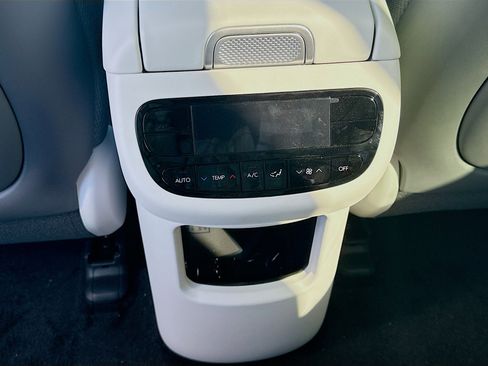 New 2026 Hyundai Ioniq 9 S image 17